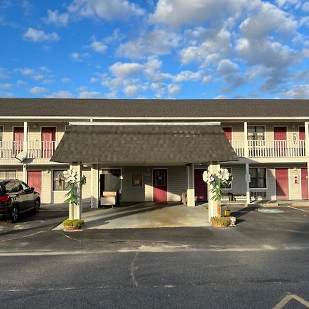 Magnolia Inn McRae-Helena Exterior photo